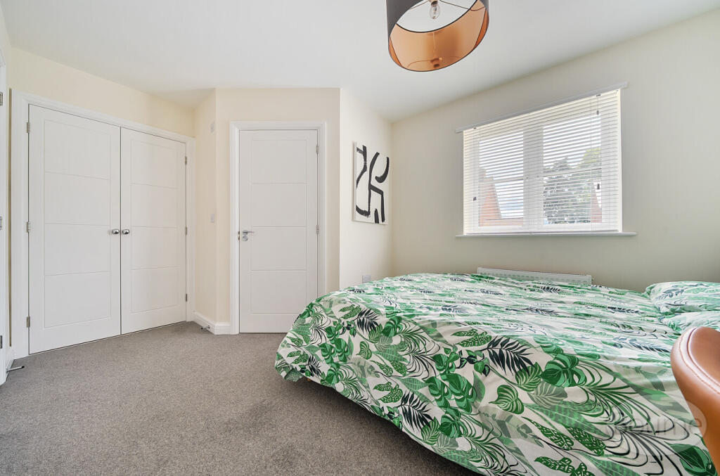 af1ae870-4976-46a...