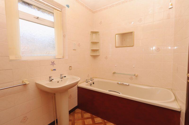 First Floor Family Bathroom