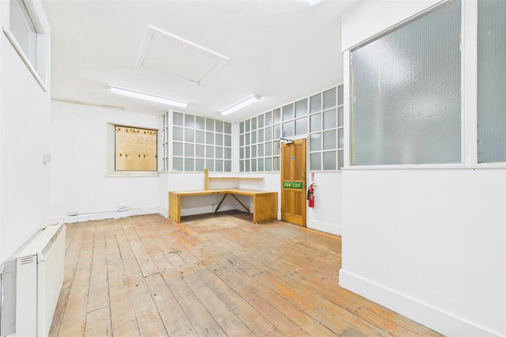 The Old Police Station, 32 Jacobs Wells Road Clift