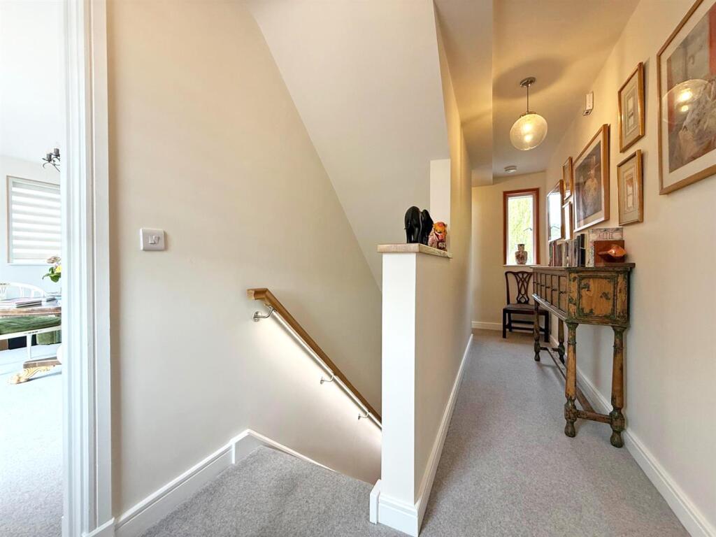 thumbnail_image0 (2).jpg