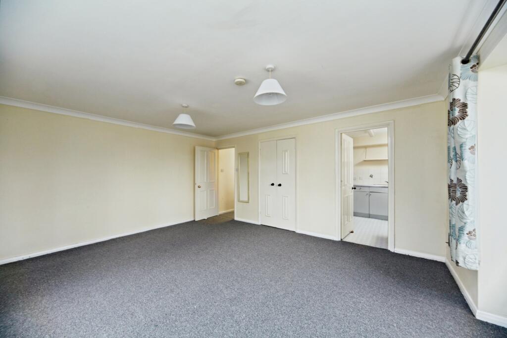 Lounge/Bedroom