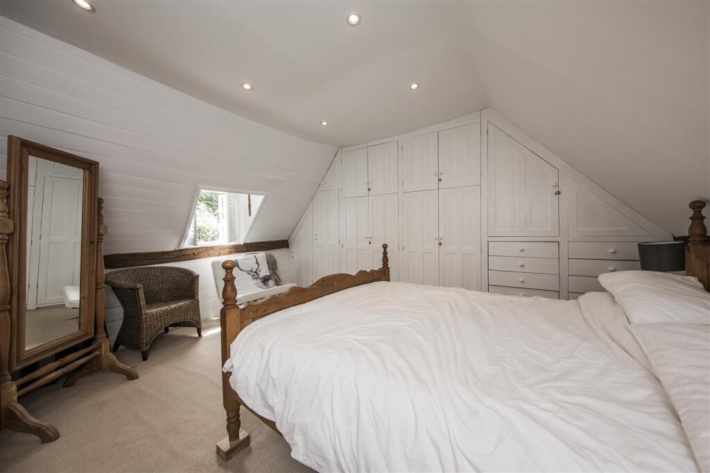 Main Bedroom with Bank of Wardrobes