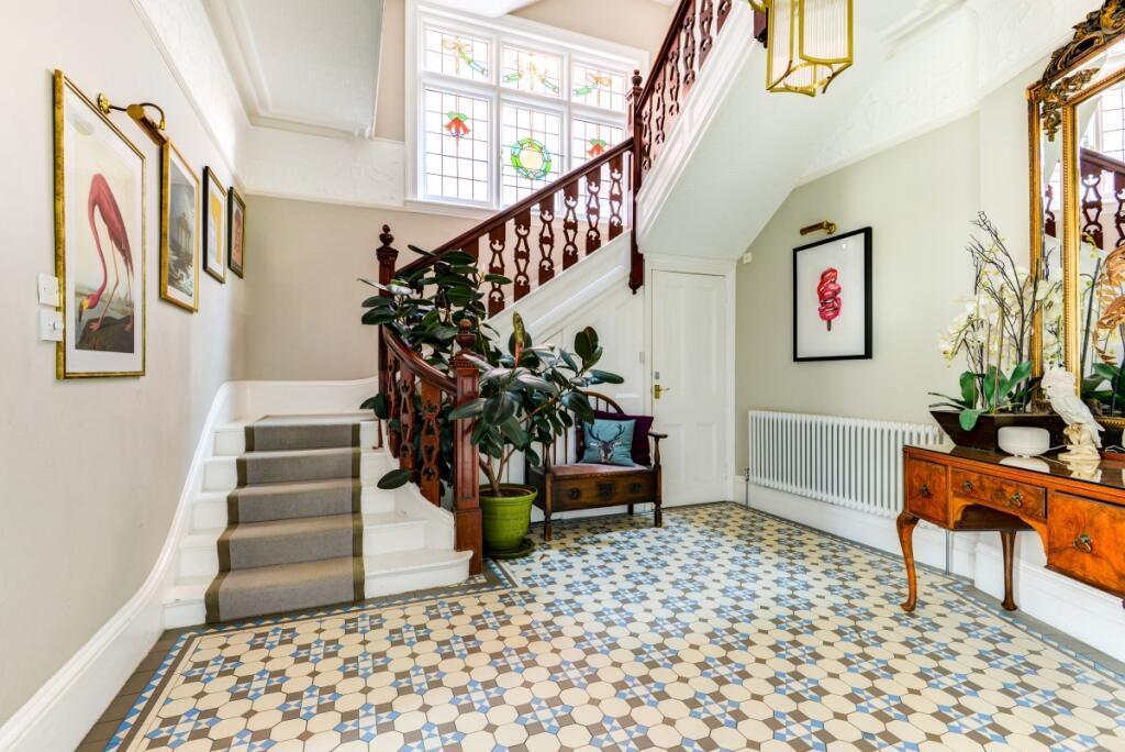 31 VALLANCE GARDENS NEW NEW 3.jpeg