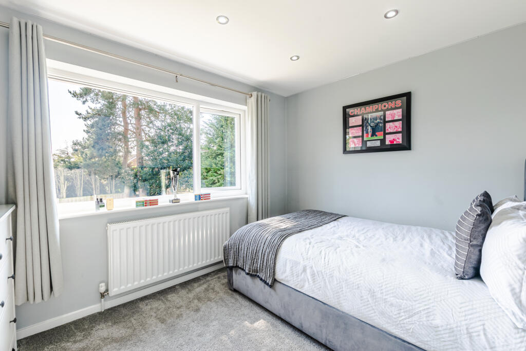 bedroom2a