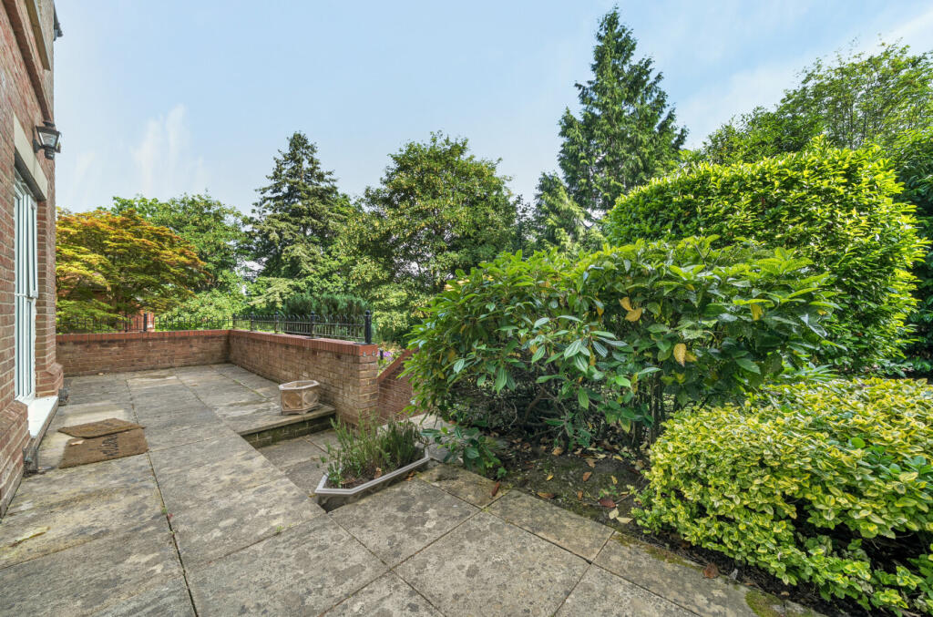 1310808-2-68512bd...