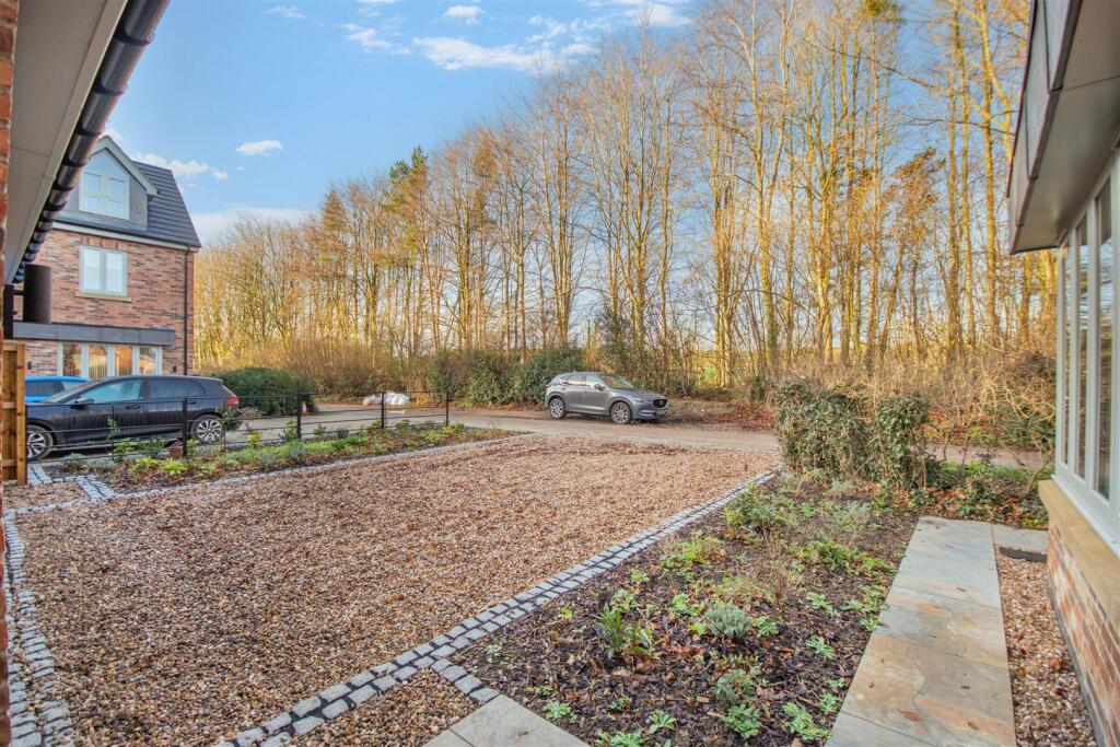 8672135-exterior21.jpg