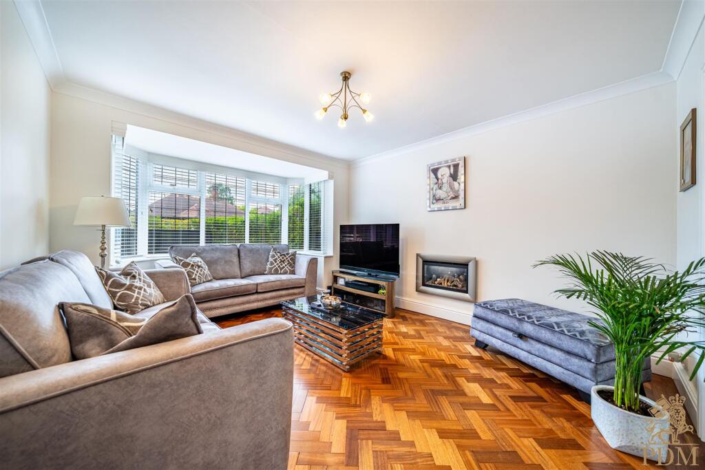 25044-04 186 Harrow Road_004.jpg