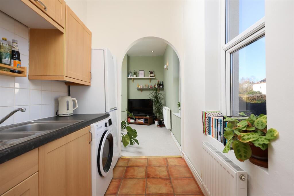 4@1 Claremont Rd 8.JPG