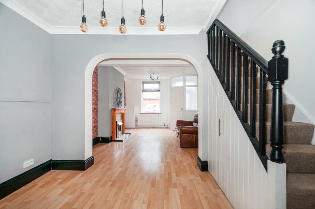 38 Trinity Grove6.jpg