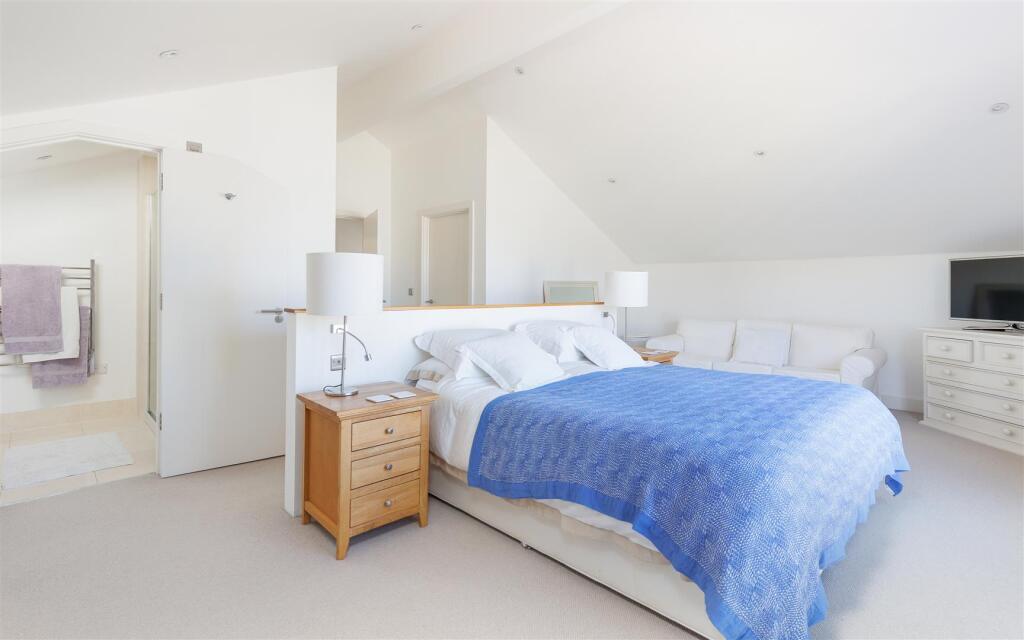 Principal Bedroom
