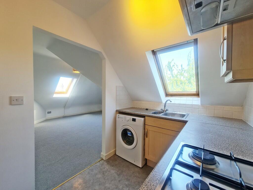Kitchen to Lounge