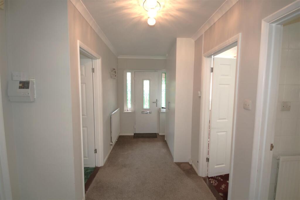 Hall b.JPG