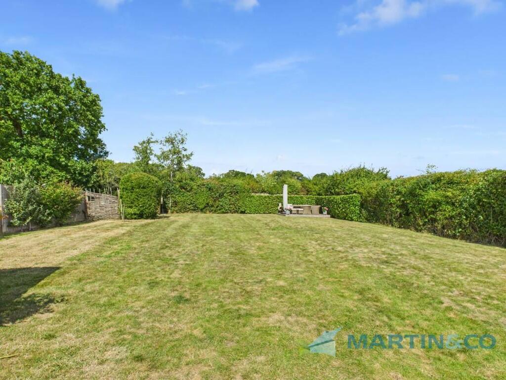 CAM02145G0-PR0073...