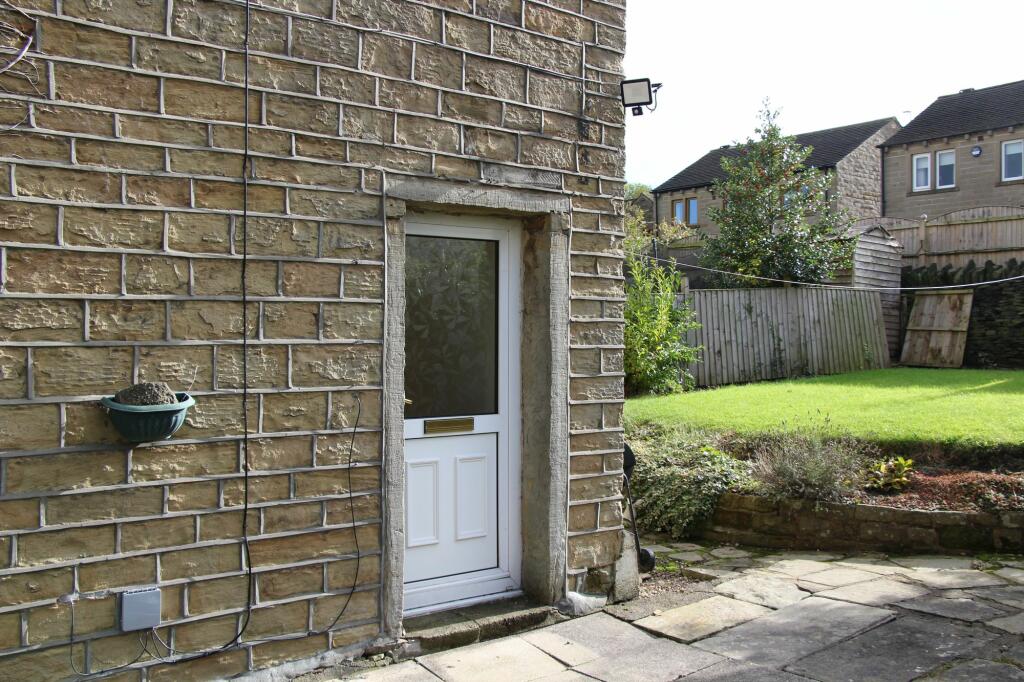 4 Towngate, HD8 0QP
