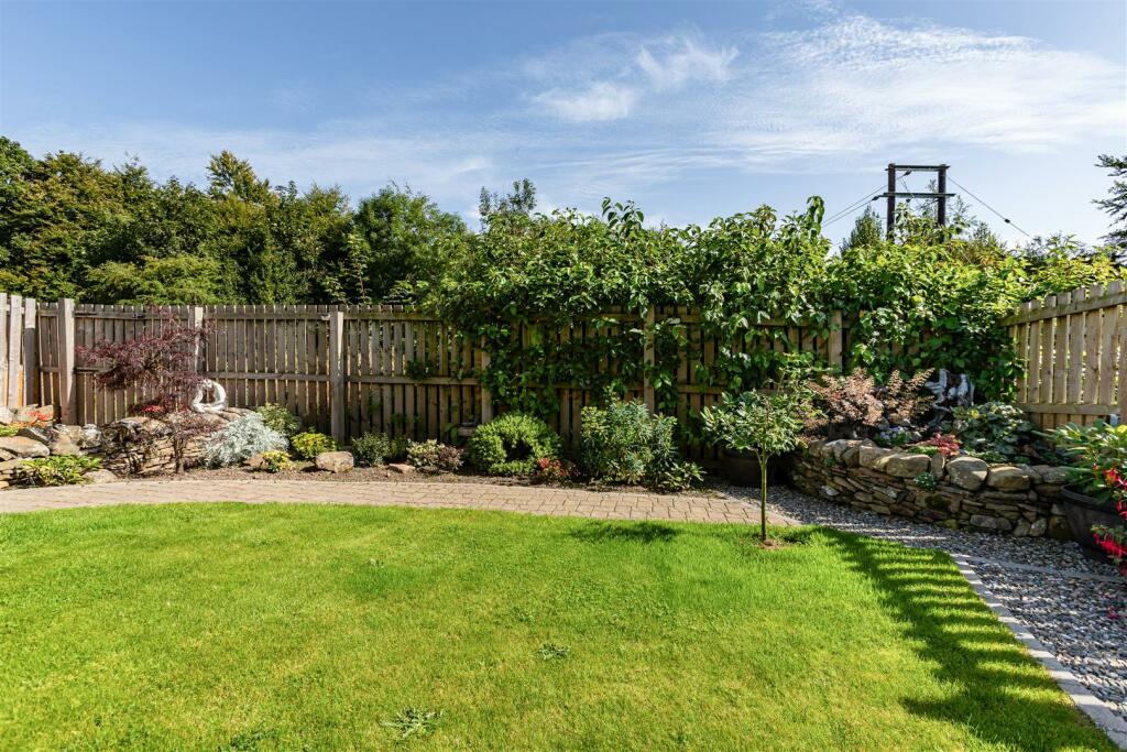 30 Knoll Park Drive Galashiels 59.JPG