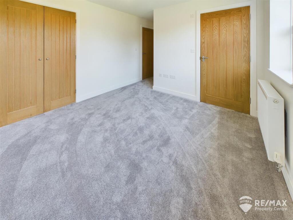 Bedroom 2.jpg