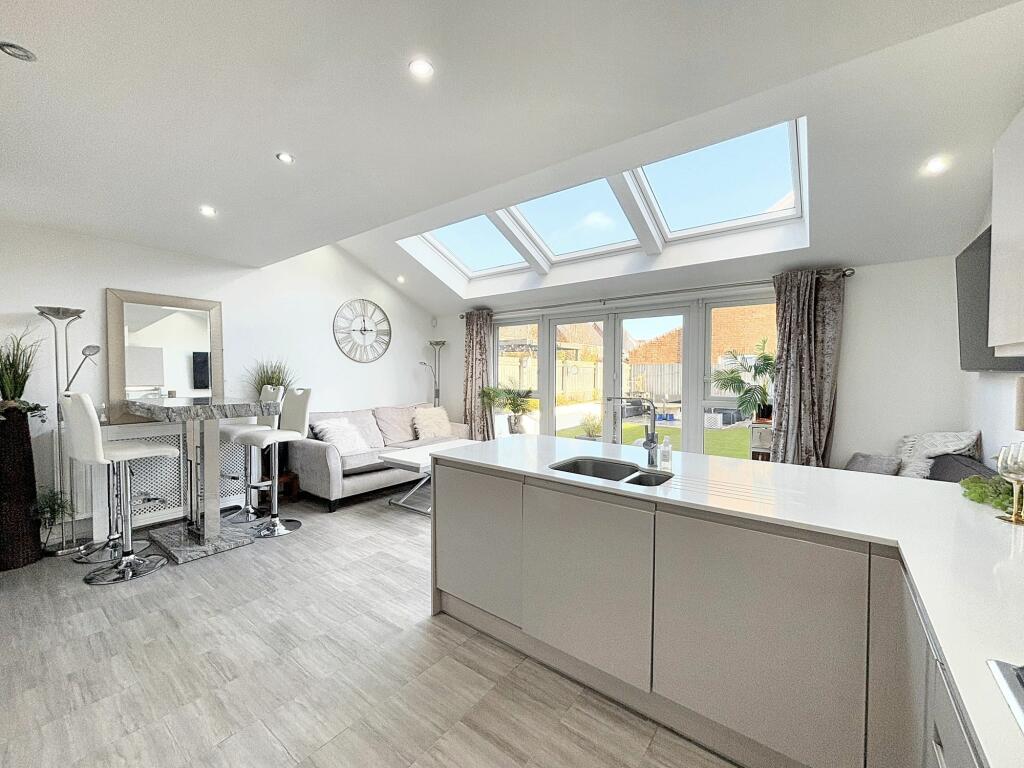 Kitchen/Diner/Family Room