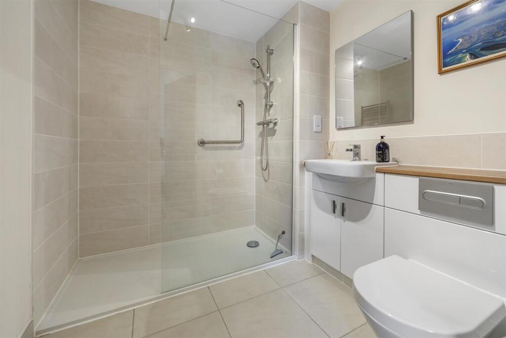 05-c32843d3-d56f-4061-b283-5c76588dfce0CHMCS_23Tur