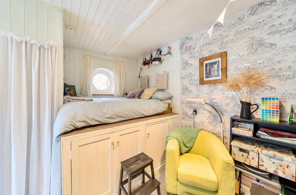 1344126-24-68ada4...