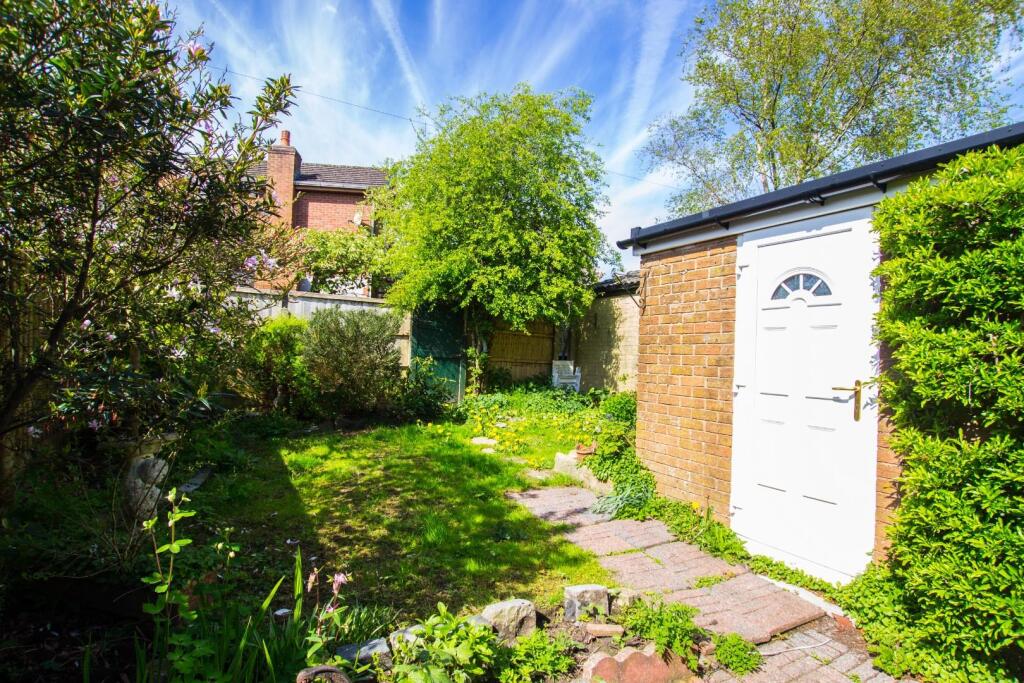 East Park Avenue (17).jpg