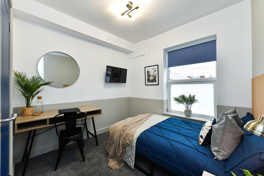 21crownst-23.jpg