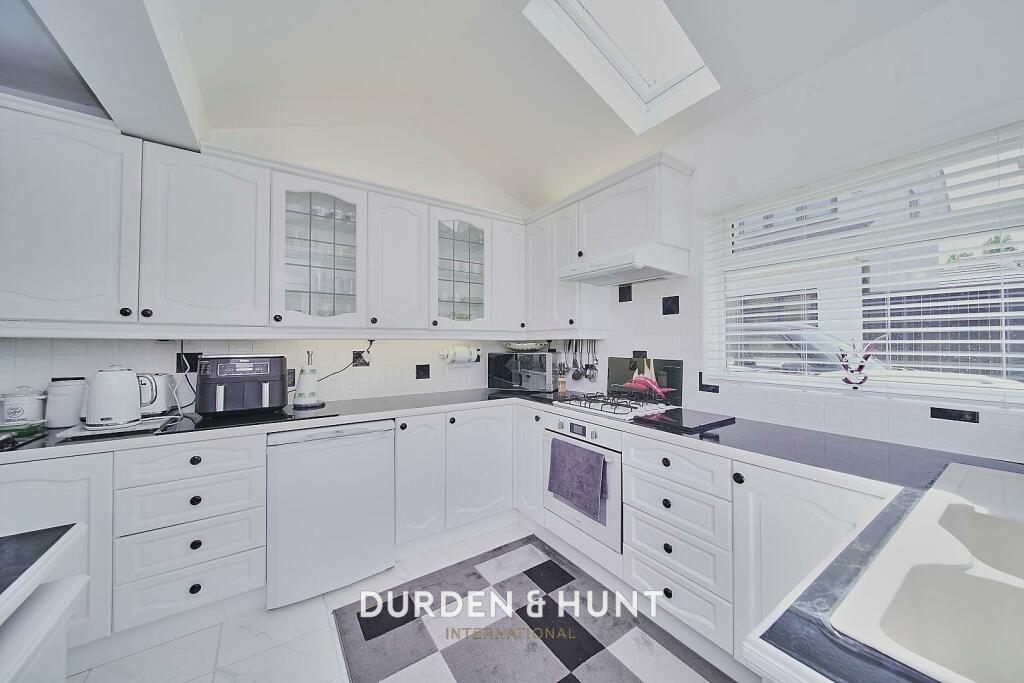 Lambourne 30_result.jpg