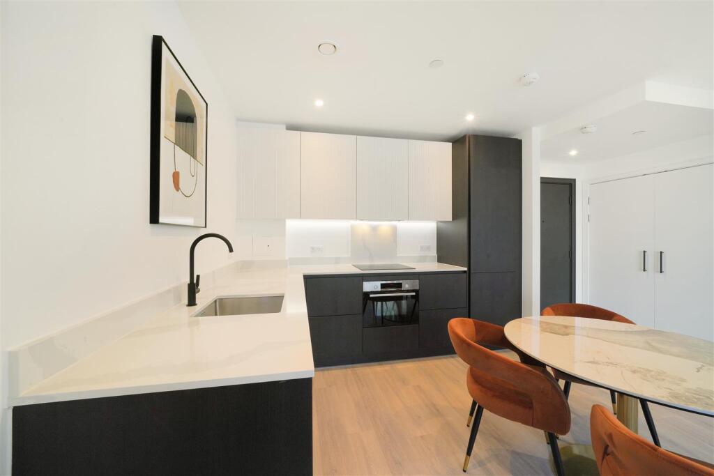 69 Silverleaf House, 1 Heartwood Boulevard - 6zKGk