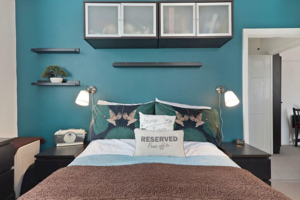 08-d3c1JHPropWpen- 27 Sherborne Court - 24 (1)-med