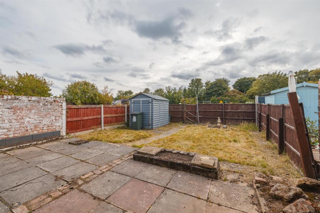 53 Frobisher Rd-21.jpg