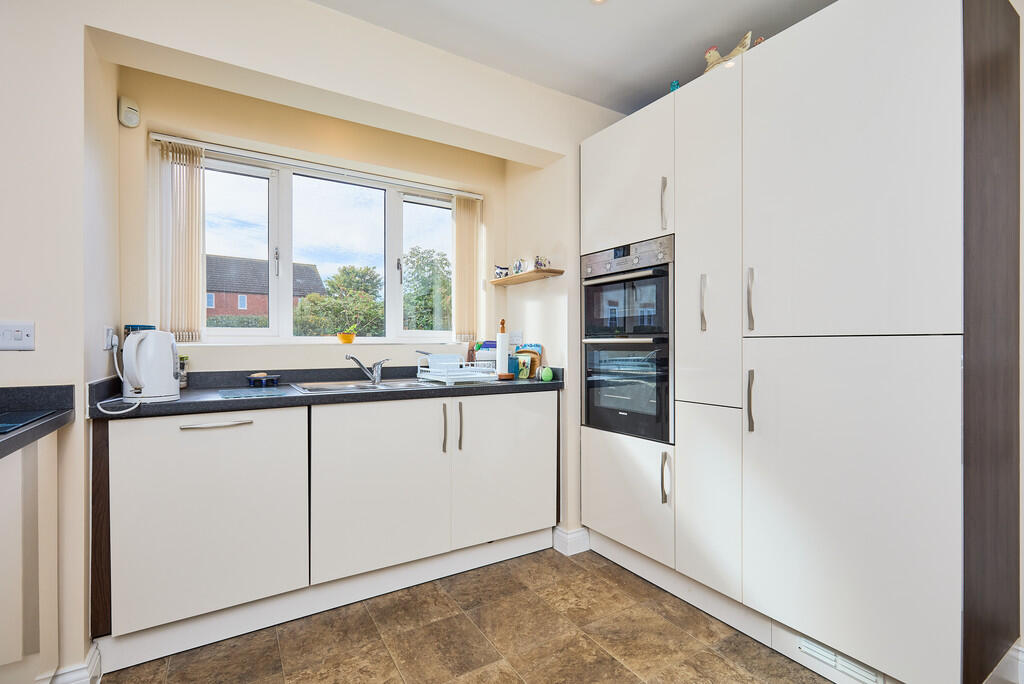 Edward Knight 202...