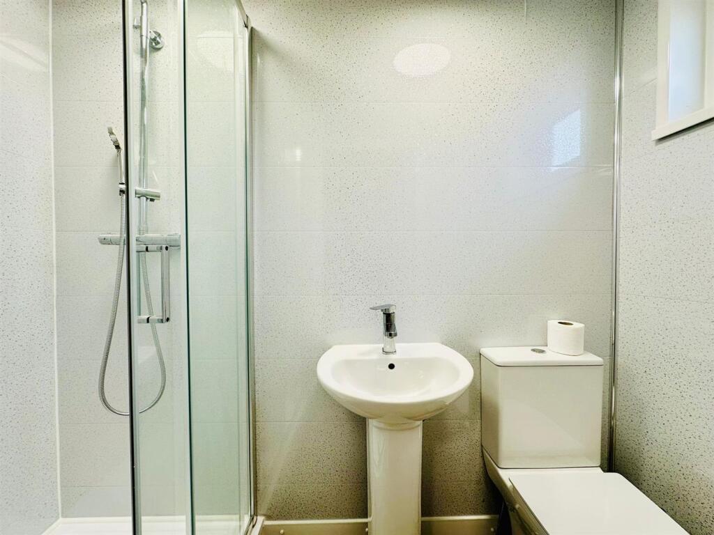 Bedroom 4 En Suite