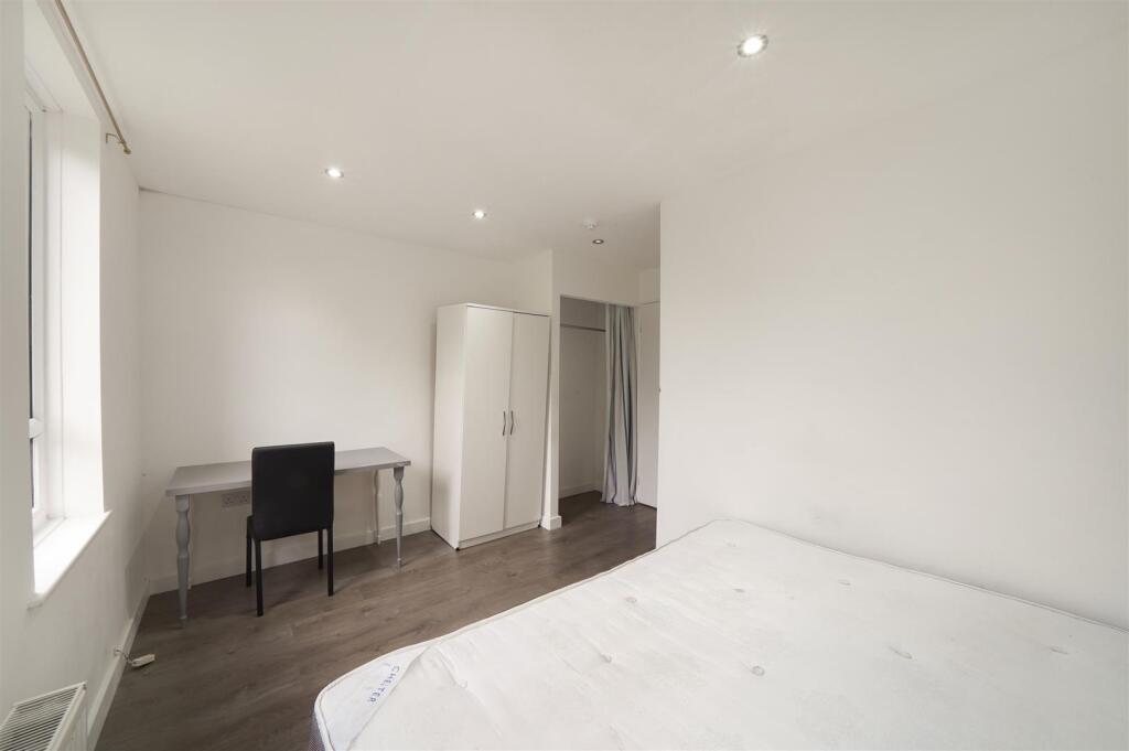 36 Slaithwaite Road - zJ0tWu46aGjMgP36GS6L.jpg