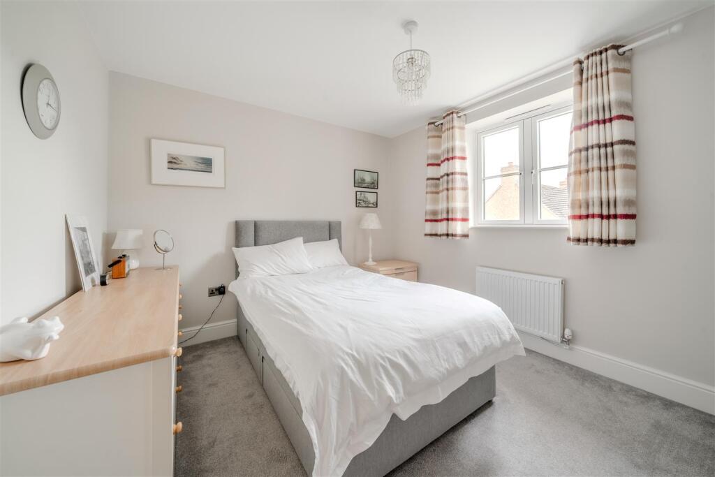 Bedroom1.jpg