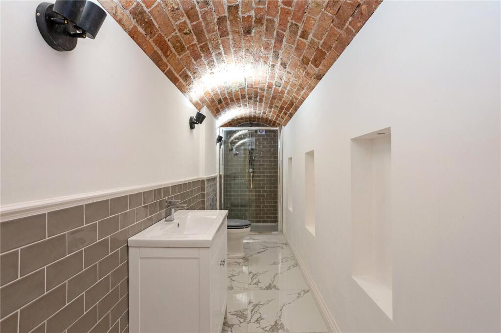 House Shower Room