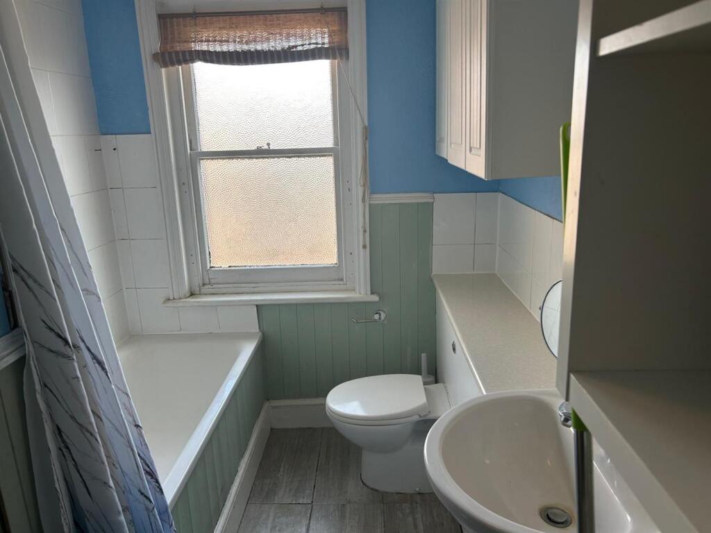 WhatsApp Image 2025-03-06 at 14.05.14_5f4f4b6b.jpg