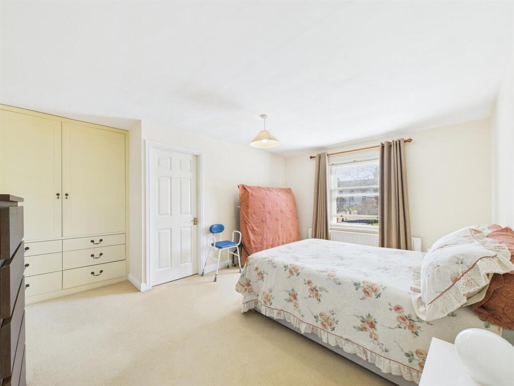 Main Bedroom