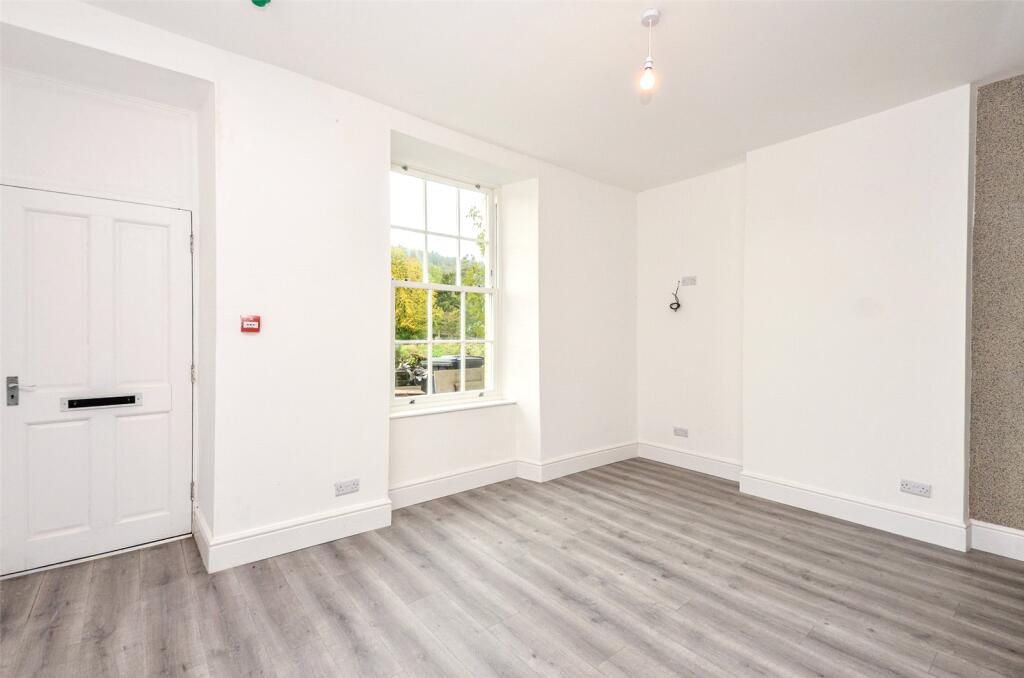 Flat 1 Pic 8 T202511061501.jpg