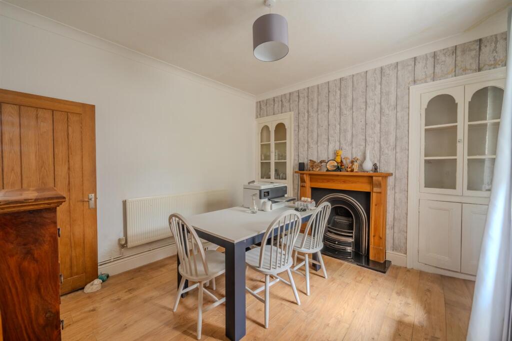 14 Windsor Road-8.jpg