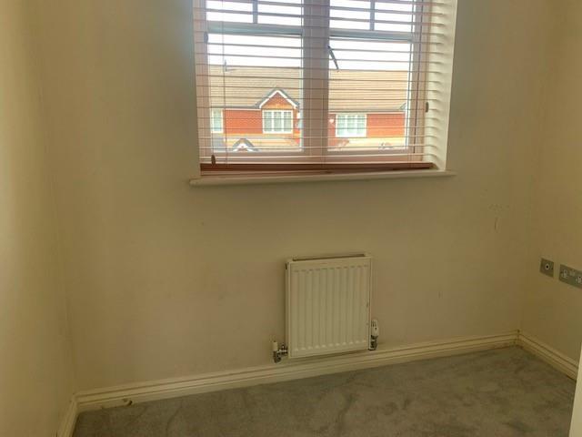 Small front bedroom