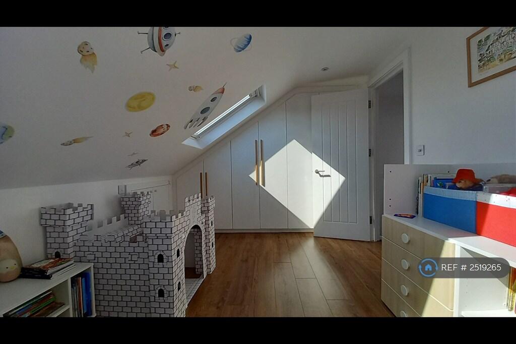 Bedroom 2 - 2nd Floor (View 1)