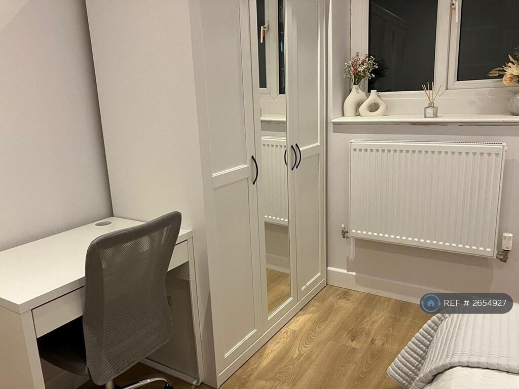 Double Room 2