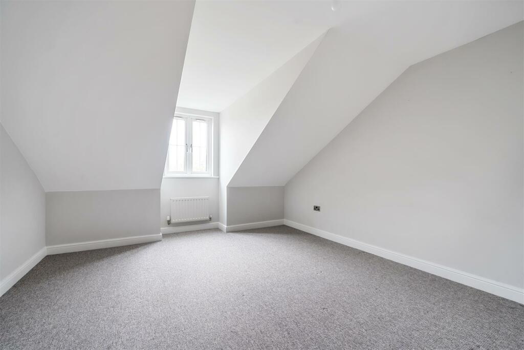 6 Northampton Road, Litchborough