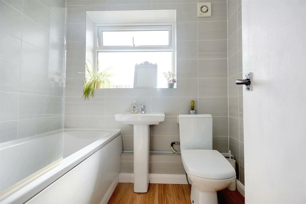 Bathroom.jpeg