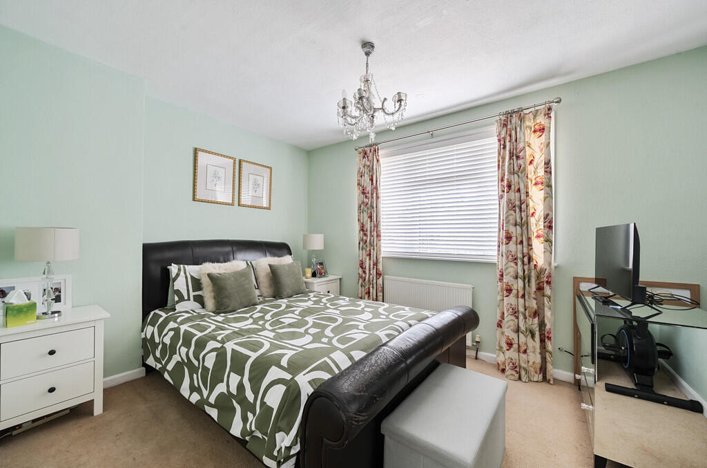 1332641-3-689492a...