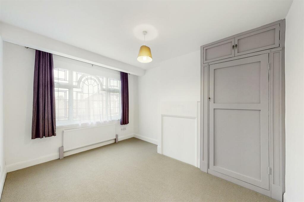Bedroom.jpg