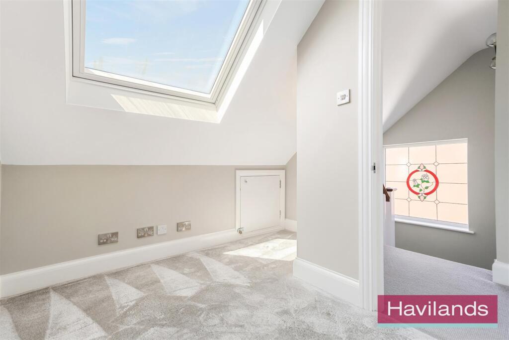 Winchmore Hill Road-20.jpg