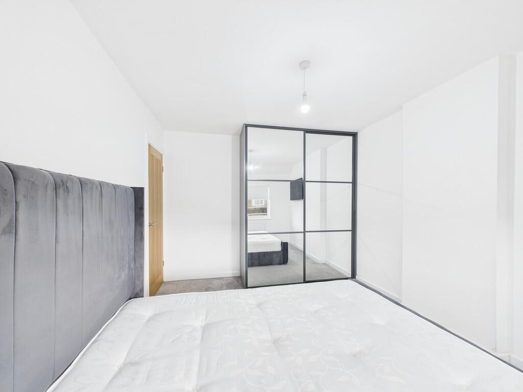 CAM01835G0-PR0298...