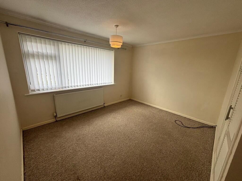 16c100d7-WhatsApp...