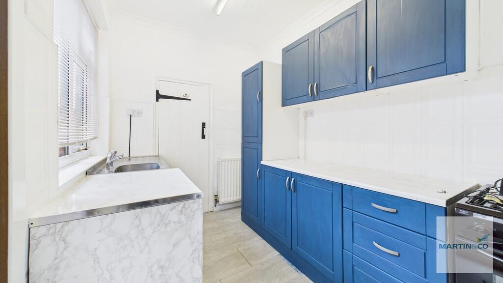 CAM03663G0-PR0200...