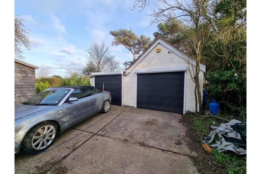Double Garage